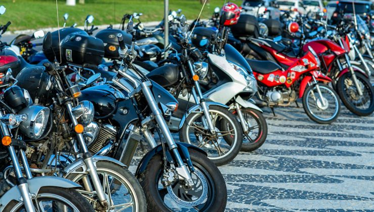 “Temmuz’da trafiğe çıkan araçların yarısı motosiklet oldu – Otomobil Haberleri” zaten Türkçe.