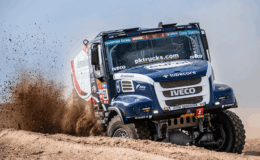 Dakar Kamyonu vs Motosiklet Yarışı: Kimin Kazanacağını Görün